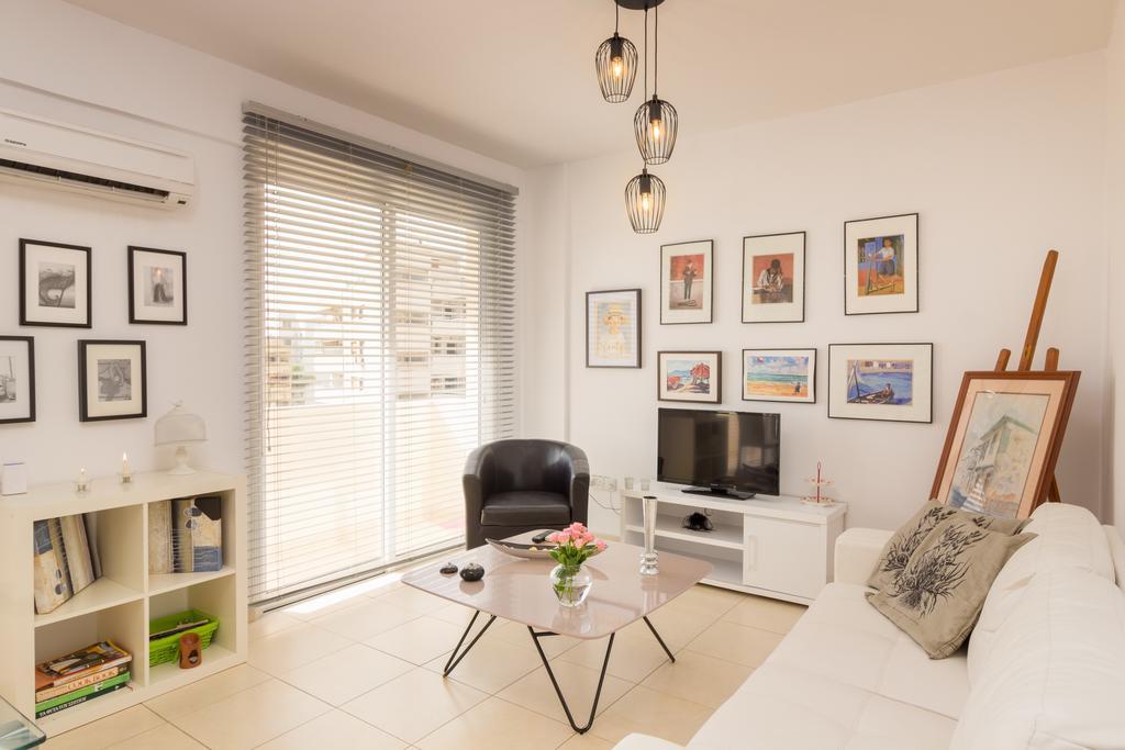 Elena Court Apt 401 Appartement Larnaca Buitenkant foto