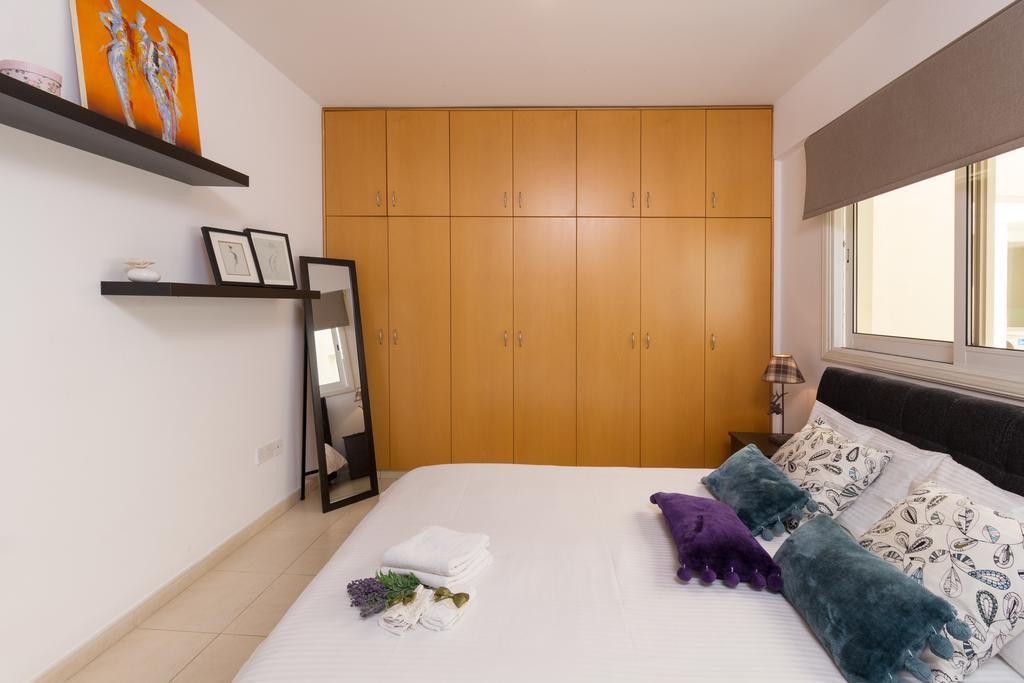 Elena Court Apt 401 Appartement Larnaca Buitenkant foto